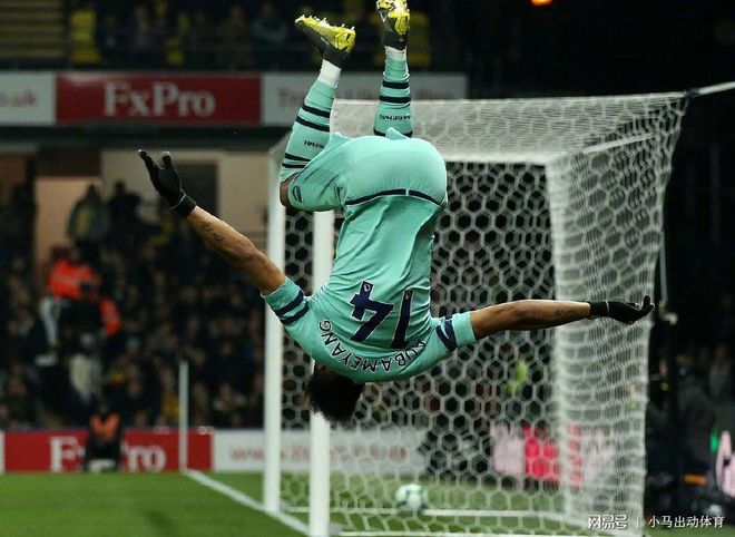 关于从那不勒斯赛前主帅复盘到库里连续七场比赛得分超过大胜，阿森纳围绕英超强势反弹的信息九游网站